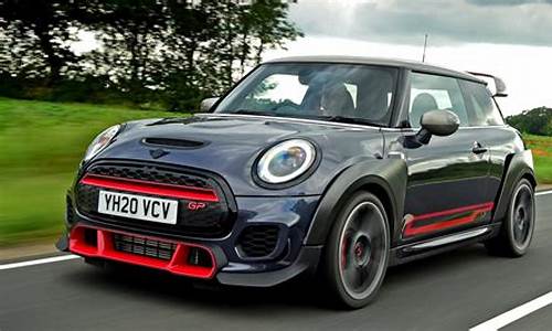 MINI JCW PACEMAN